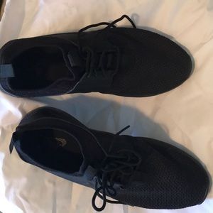 Nike Black Shoes -New -Size 10